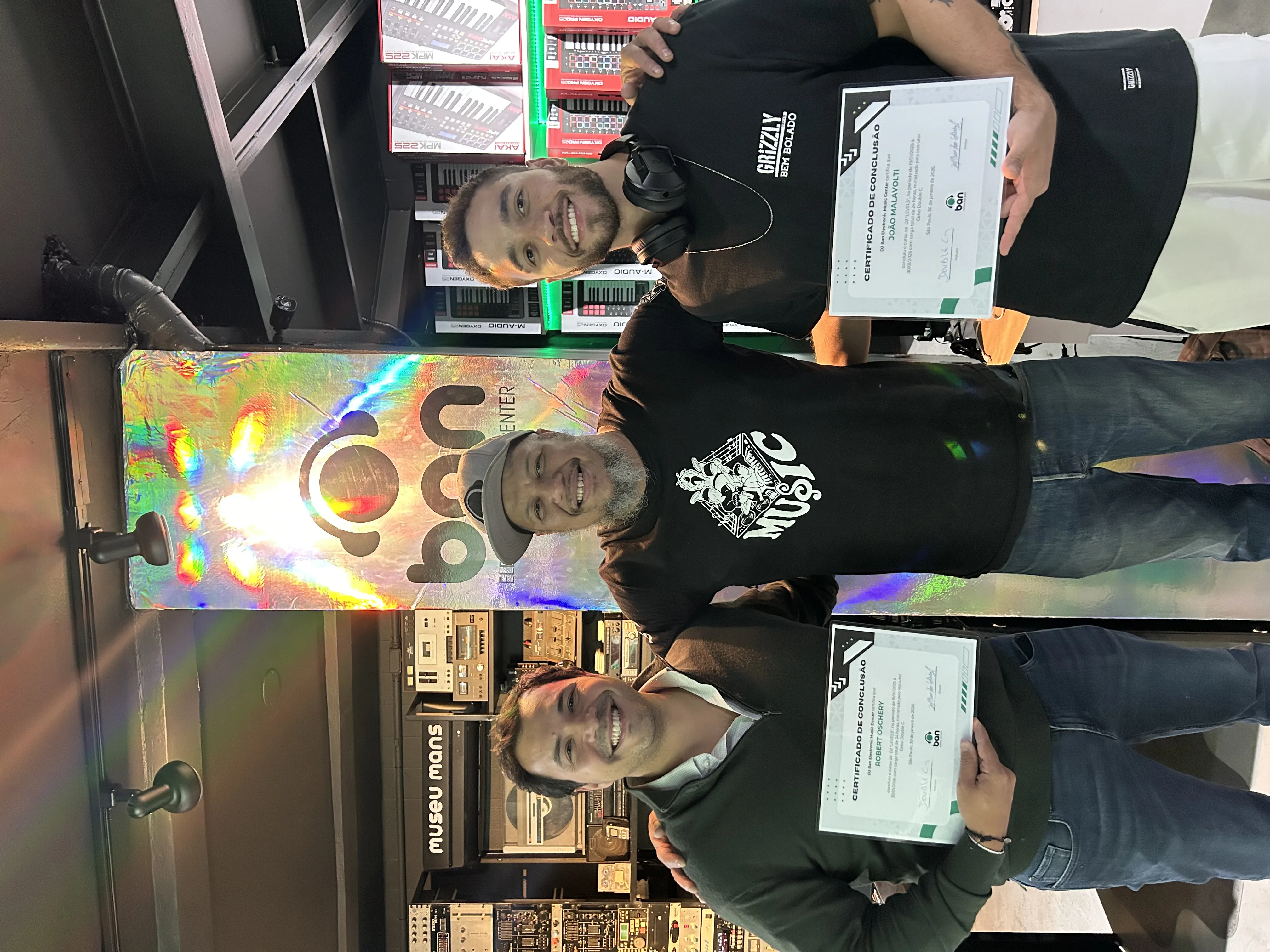 Aluno formado DJ Ban EMC