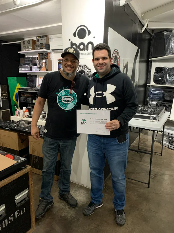 Aluno formado DJ Ban EMC