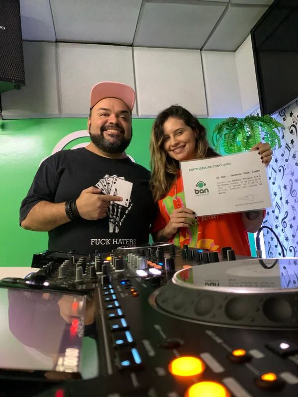 Aluno formado DJ Ban EMC