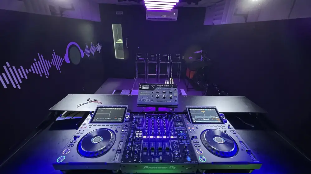 Studio 1 · DJ Ban EMC · DJM-A9 · RMX-Ignite · CDJ-3000X · professional setup