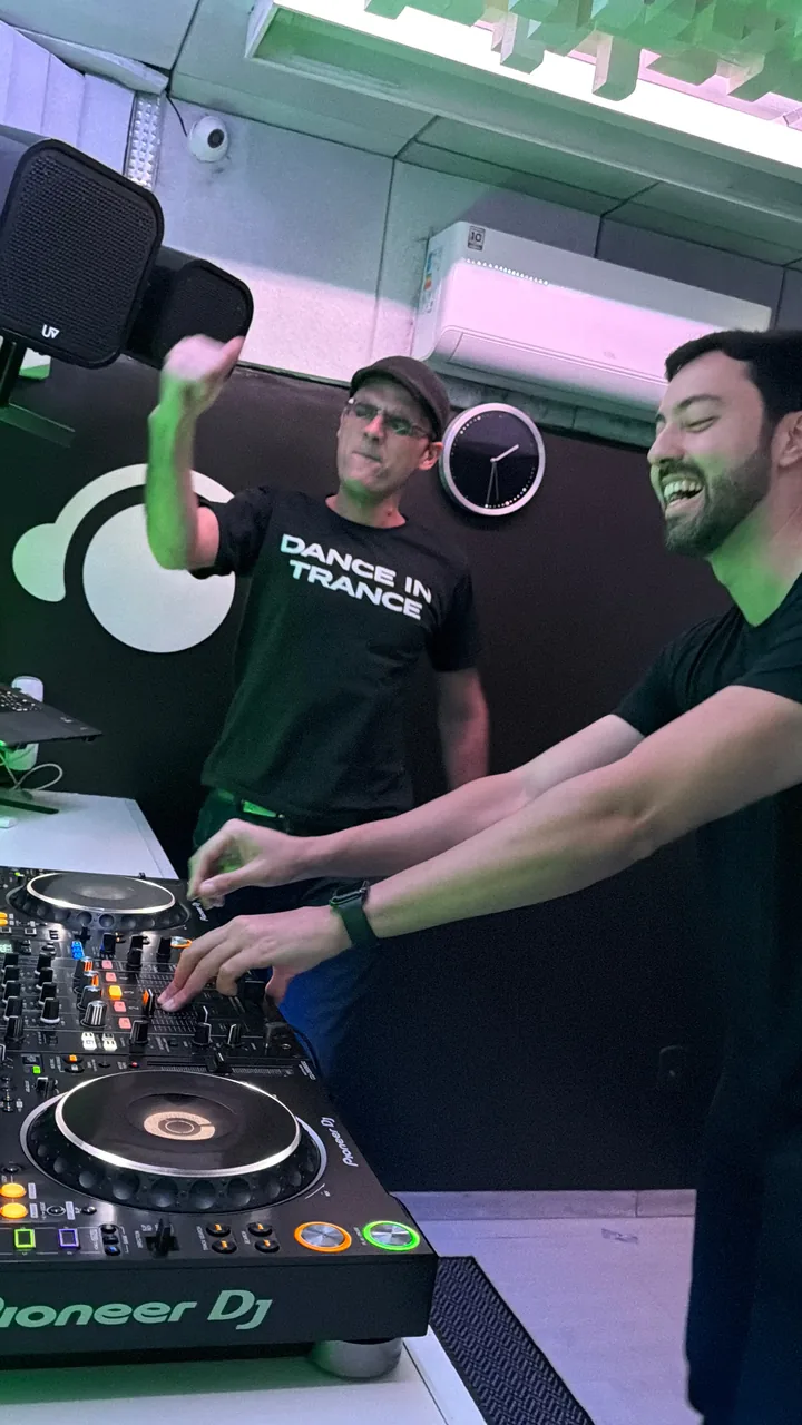 Classic Studio 1 · two DJs playing Pioneer DJ setup · DJ Ban EMC São Paulo