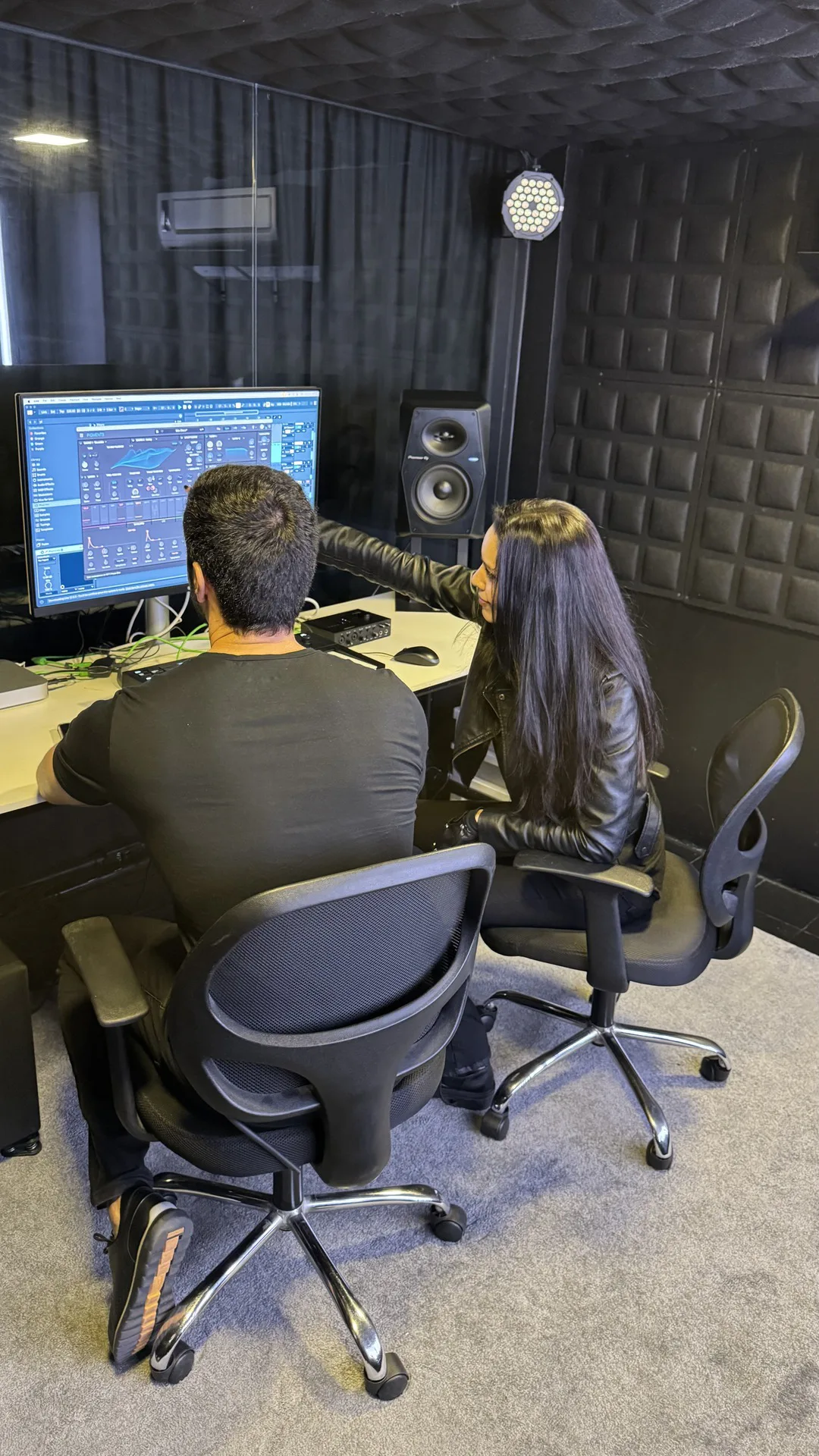 Studio 7 · DJ Ban EMC · Music production class · Ableton Live · two students